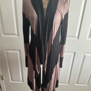 GUC Cardigan w/ Handkerchief Hem (Longer in front) in Black & Tan, long sleeves